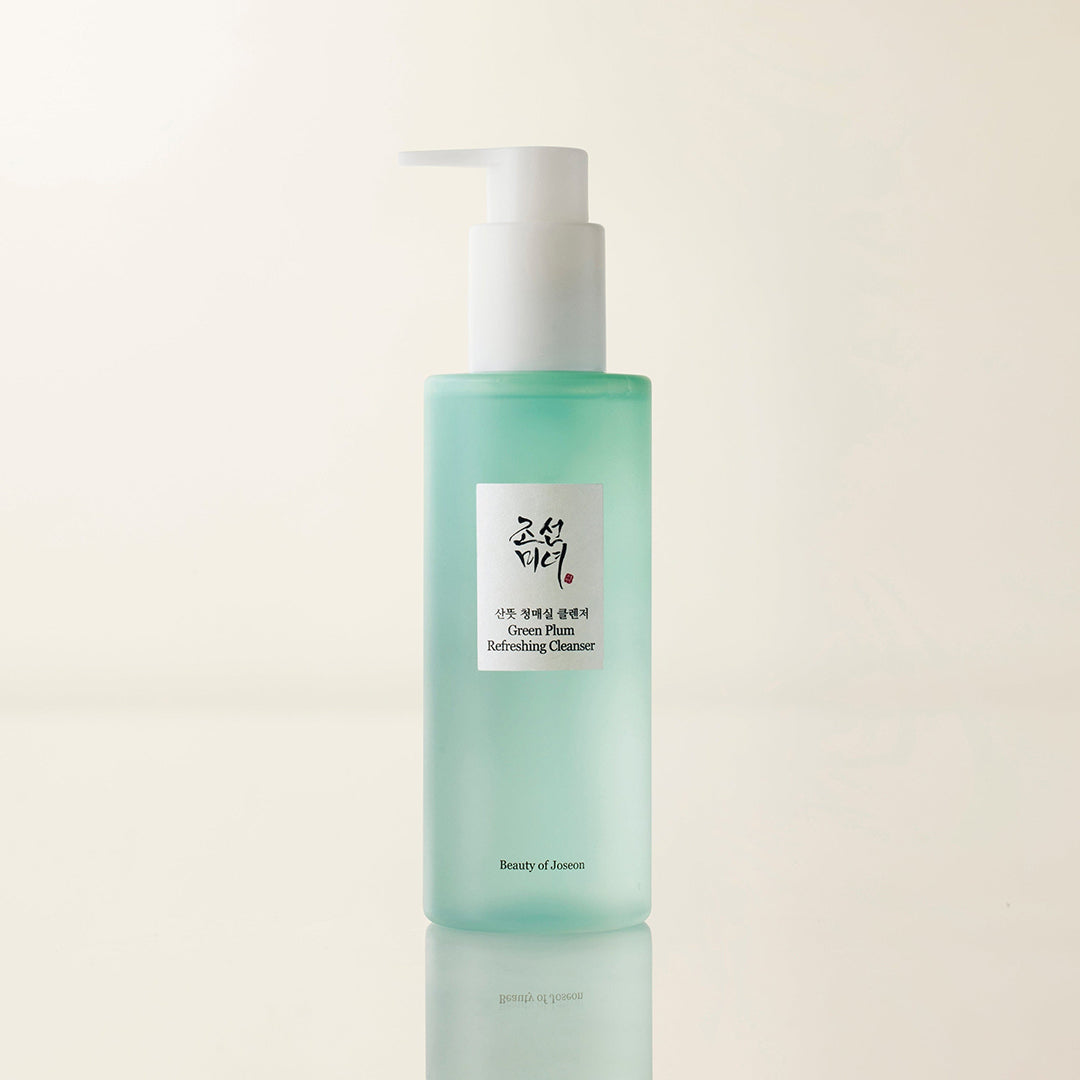 Green Plum Refreshing Cleanser